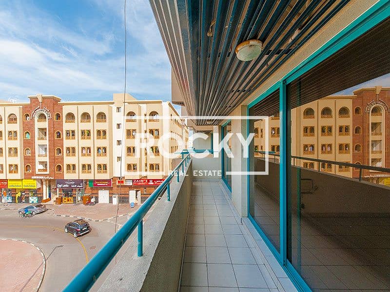 26 Karama_HNLootah1_212-2BR-WB-(24-of-31). jpg