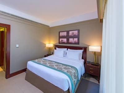 1 Bedroom Flat for Rent in Deira, Dubai - Somewhere Hotel Apartment Deira - Deluxe One Bedroom Suite 1. jpg