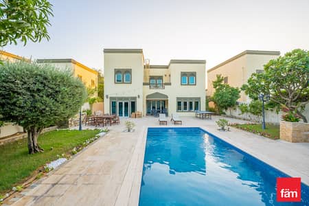 3 Bedroom Villa for Sale in Jumeirah Park, Dubai - Single Row l Large Plot l Immaculate