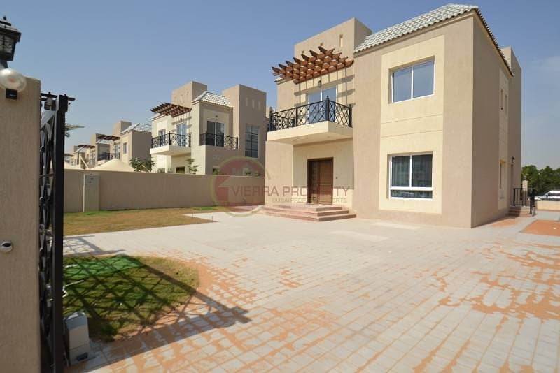 luxury 4 bedrooms with ALBARARI VIEW FULL PRIVACEY