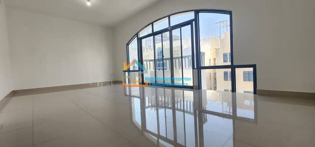 3 Bedroom Flat for Rent in Electra Street, Abu Dhabi - Tempting 3bhk With Maid Room And Balconies