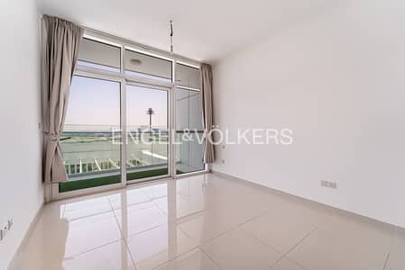 Studio for Rent in DAMAC Hills, Dubai - Bright Unit | Amazing Golf View | 1 Cheque