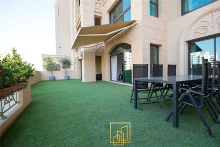 2 Bedroom Apartment for Sale in Palm Jumeirah, Dubai - Large Terace | Park View | Near Nakheel Mall