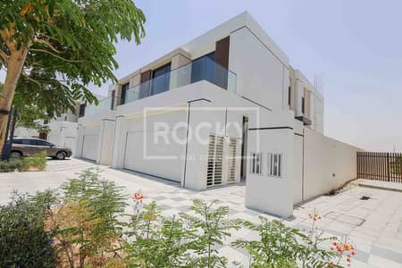 4 Bedroom Townhouse for Rent in Mohammed Bin Rashid City, Dubai - Spacious | plus Maids room | Brand New