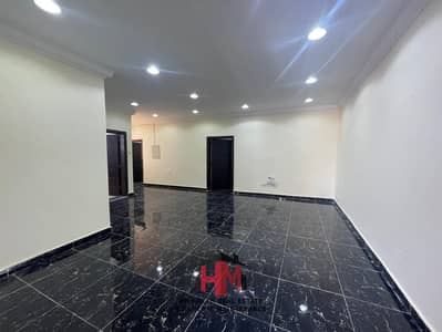 شقة 2 غرفة نوم للايجار في مدينة الفلاح‬، أبوظبي - WhatsApp Image 2024-05-24 at 1.49. 11 PM. jpeg