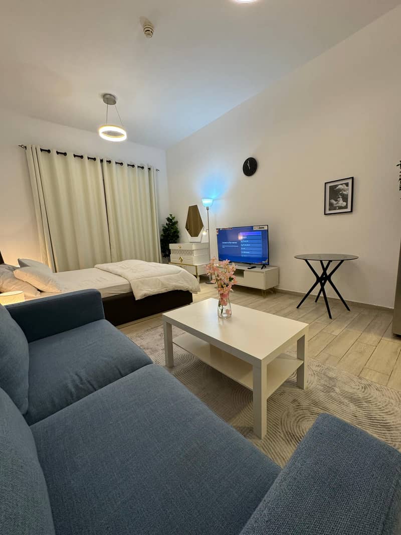 Premium Furnishing In High Rise Tower || Lavish Lifestyle With Full Facilities || Executive Building