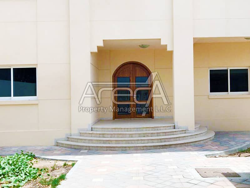 Gold offer! Beautiful 5BR Villa with seperate entrance in B2B for Rent!
