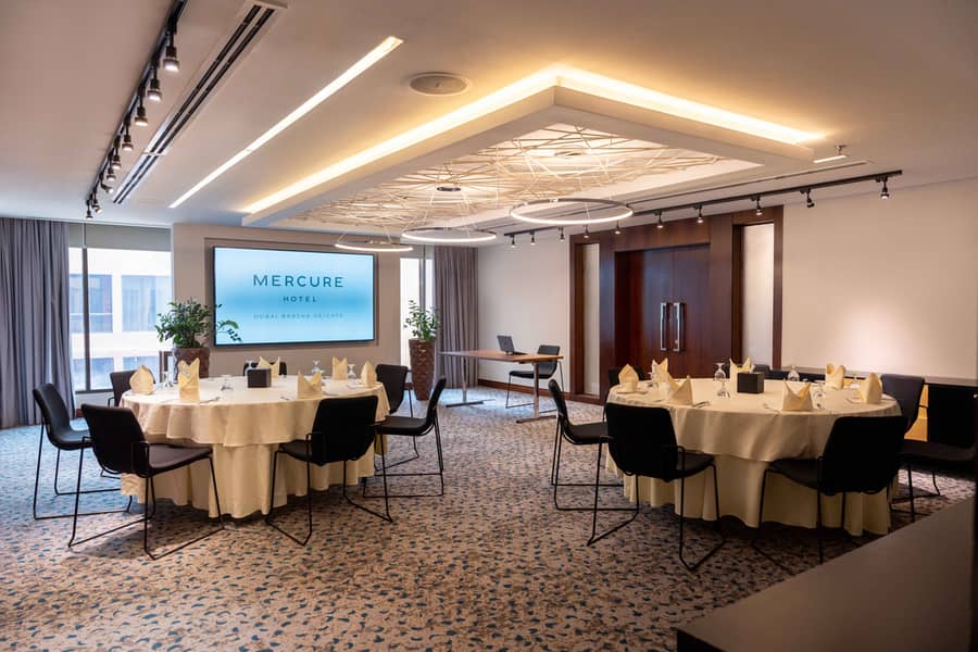 7 Meeting Room (7). jpg