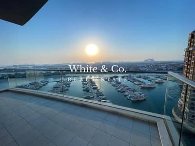 2 Bedroom Apartment for Rent in Palm Jumeirah, Dubai - Vacant Now | Stunning Sea View | Spacious