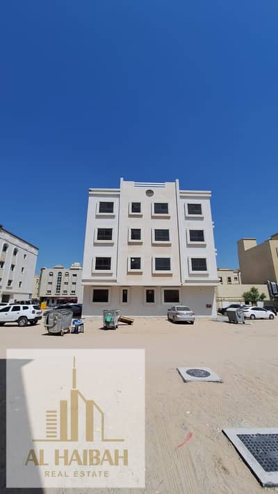 Building for Sale in Muwaileh, Sharjah - صورة واتساب بتاريخ 2024-05-25 في 10.54. 17_cf4d051d. jpg