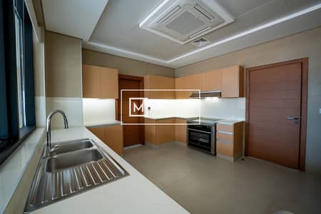 5 Bedroom Villa for Sale in Sharjah Garden City, Sharjah - e491a2cd-e274-4203-91f7-01b136815651. jpeg