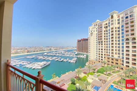 2 Bedroom Flat for Rent in Palm Jumeirah, Dubai - Palm Jumeirah | Marina Residence 5 | Large Terrace