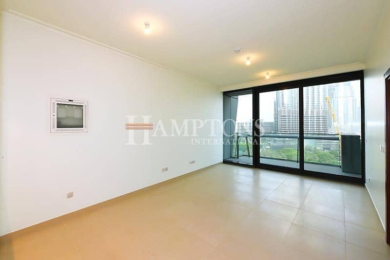 Spacious Layout | High Floor Sea View 2BR