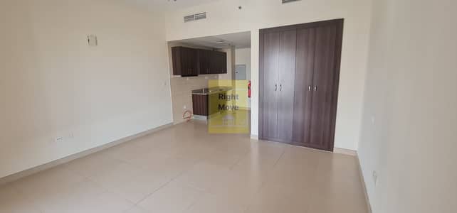 Studio for Rent in Dubai Sports City, Dubai - 20220426_150046. jpg