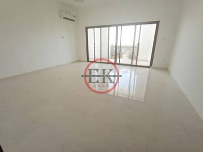Spacious| Renovated |4 Bedrooms| Balcony