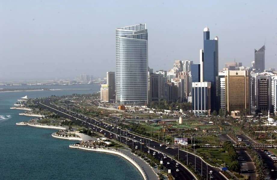 شقة في برج الزنبق،مدينة الإمارات‬ 2 غرف 24000 درهم - 2874389
