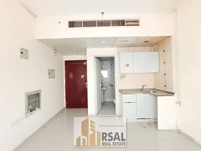 Studio for Rent in Muwailih Commercial, Sharjah - eDPsVE5hY0zToTANyvuVY6mGa650fBy1TshFzgmg