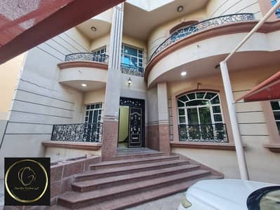Fabulous 4 bedrooms villa in a compound at MBZ