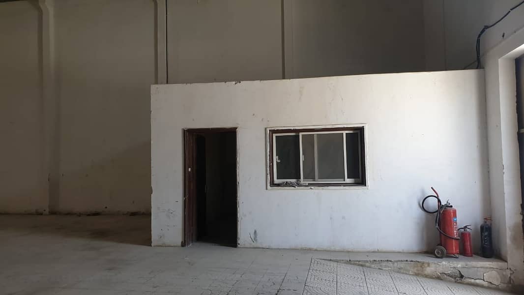 9 4000 Sqft Warehouse - 3 Large Connected Warehouse (Shabras) for rent in Sharjah Industrial Area no. 5
