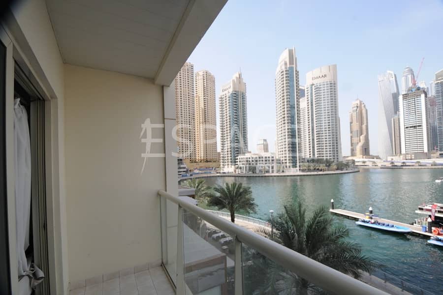 Large 1 Bed Apartment - Full Marina View