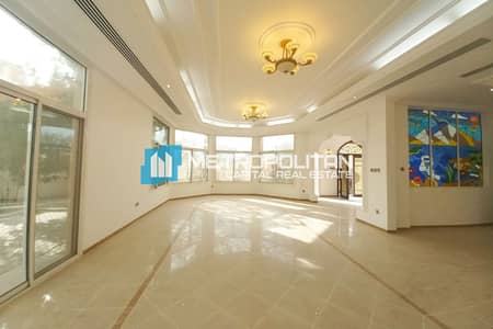 5 Bedroom Villa for Rent in Al Bateen, Abu Dhabi - VIP Villa|Family-Friendly Community|Near Corniche