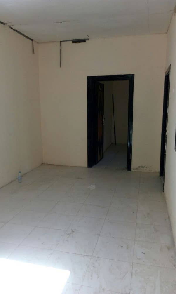 3 غرف فيلا افيليلي للإيجار مكتب الموظفين أو الأسرة في آل Sawan Opposit Ladies Park