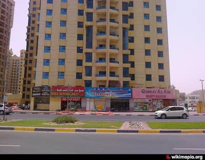 للبيع فيلا فخمة في برج الخور للبيع مع غرفة للخادمة للبيع فيلا فخمة في برج الخور للبيع مع غرفة للخادمة