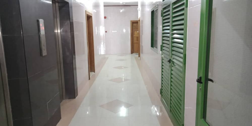 luxury offer one b h k in very cheap price very huge apartment 23000 only