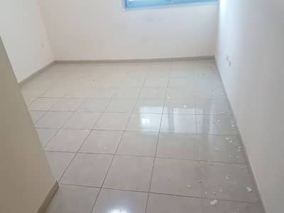 BIGGER SIZE 1BHK NEAR TO STADIUM METRO STATION ONLY 40K BIGGER SIZE 1BHK NEAR TO STADIUM METRO STATION ONLY 40K