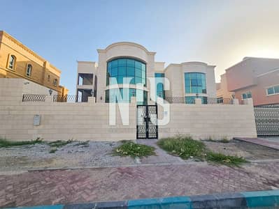 9 Bedroom Villa for Rent in Al Nahyan, Abu Dhabi - Luxurious 9 Bedroom Villa | Prime location in Al Nahyan