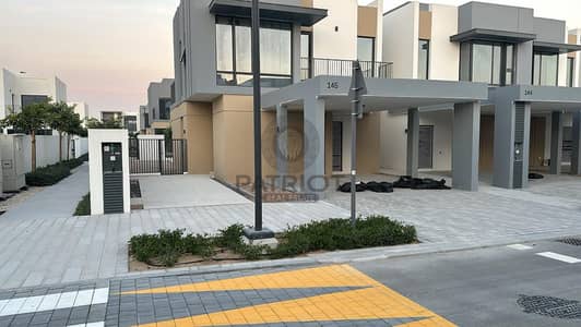 4 Bedroom Townhouse for Rent in The Valley by Emaar, Dubai - 51a9a7ac-f8bf-452d-a075-aa8cdb599c99. jpg