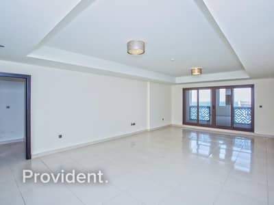 3 Bedroom Apartment for Rent in Palm Jumeirah, Dubai - Available Now | Sea View | Prime Location