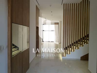 5 Bedroom Villa for Sale in Al Shamkha, Abu Dhabi - Shamkha Villa 17th Feb. 00_00_13_12. Still005. jpg