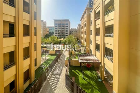 2 Bedroom Apartment for Sale in The Greens, Dubai - Tenanted | 2 Balconies | Upgraded