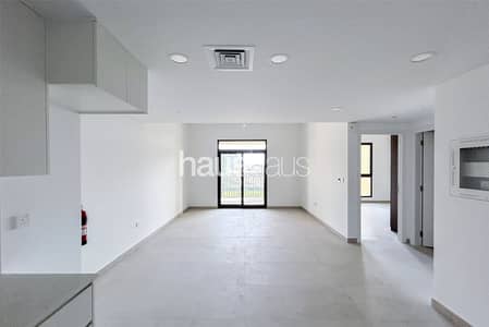 1 Bedroom Apartment for Sale in Umm Suqeim, Dubai - Spacious 1BR | Brand New | Vacant | Prime Location