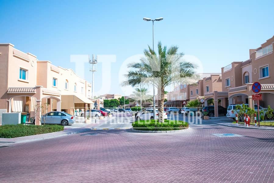 Huge layout 5BR Villa w/ Pool and Garden Huge layout 5BR Villa w/ Pool and Garden
