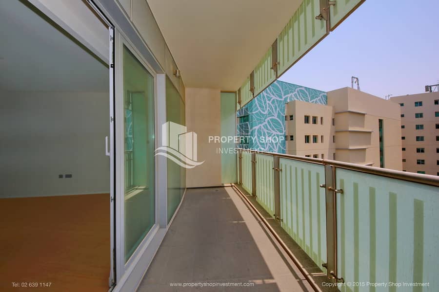 2 4-br-apartment-abu-dhabi-al-raha-beach-al-muneera-al-rahba-balcony. JPG