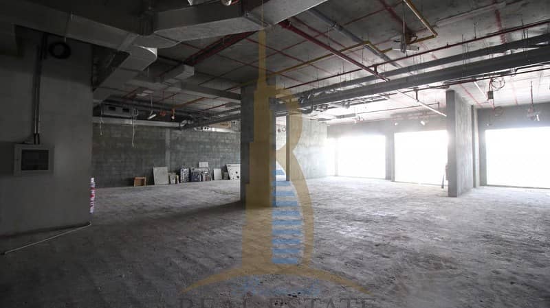 AL wasl Road / Retail shop good location