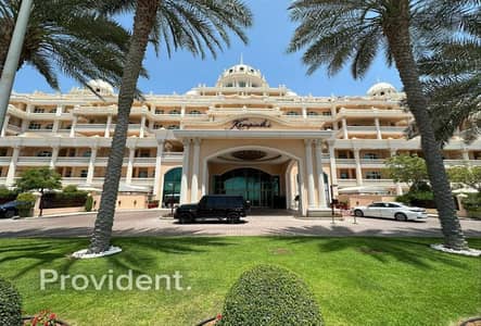 Shop for Rent in Palm Jumeirah, Dubai - Shell and Core | Ocean View | Great Location