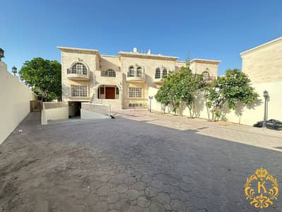 6 Bedroom Villa for Rent in Al Mushrif, Abu Dhabi - d590a590-6044-4f3e-8d4a-2a87ad697a9d. jpg