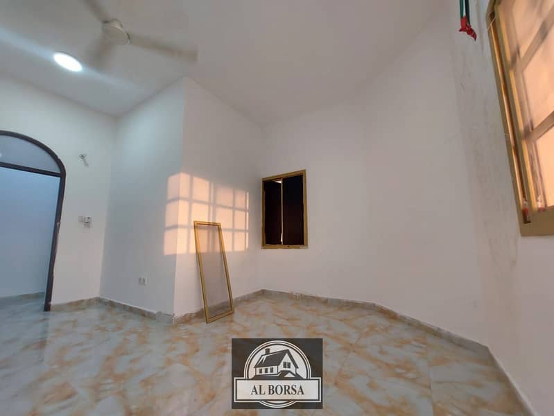 Villa for rent in Ajman Al Mowaihat 1, located on a main street ...