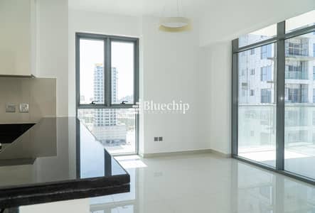 2 Bedroom Apartment for Rent in Jumeirah Village Circle (JVC), Dubai - Big Terrace | Spacious Layout | Ready to Move In