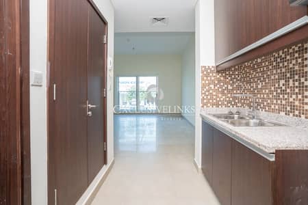 Studio for Rent in Motor City, Dubai - Vacant Studio | Ready to Move In | Call Now