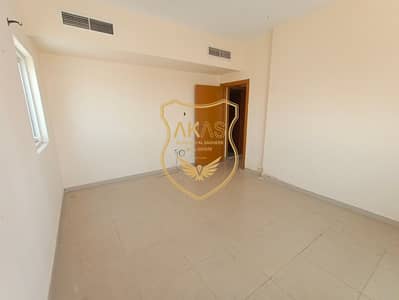 فلیٹ 2 غرفة نوم للايجار في أبو دنق، الشارقة - 6eDfV394YQcySyHIWSmrJ6Ttj1BhffgYVi34TKQj