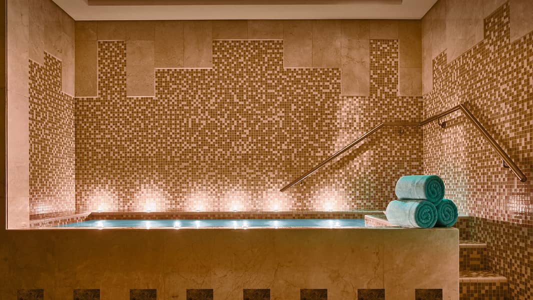 5 Jacuzzi. jpg