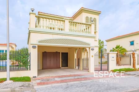 2 Bedroom Villa for Sale in Jumeirah Village Triangle (JVT), Dubai - Exclusive Villa | Large 8650 sqft Plot