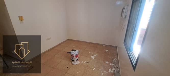 2 Bedroom Flat for Rent in King Faisal Street, Ajman - 8867ZDuVRinzsS189KKOfPRHgDZIEtgJE1EAe9OO