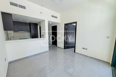 1 Bedroom Apartment for Sale in Business Bay, Dubai - Vacant Unit | Low Floor | Biggest Layout
