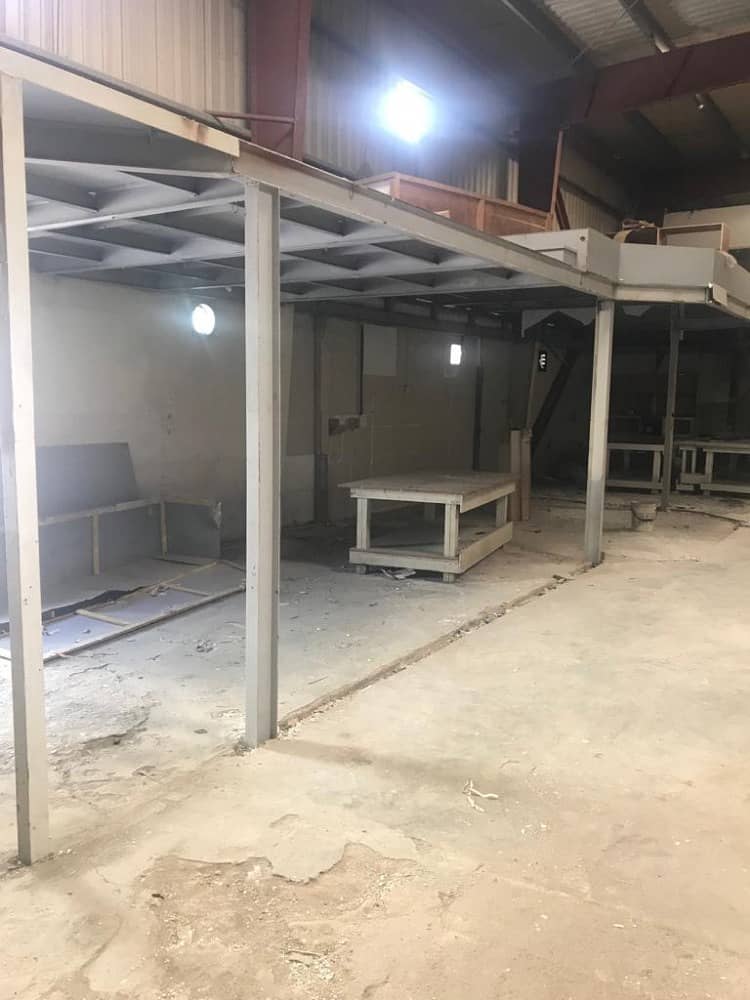 Al Qusais 5000 SQFT warehouse and  2000 SQFT  Mezzanine free bn tax