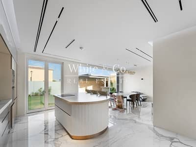 4 Bedroom Villa for Sale in Dubailand, Dubai - Spacious Villa| Tastefully Upgraded |VOT